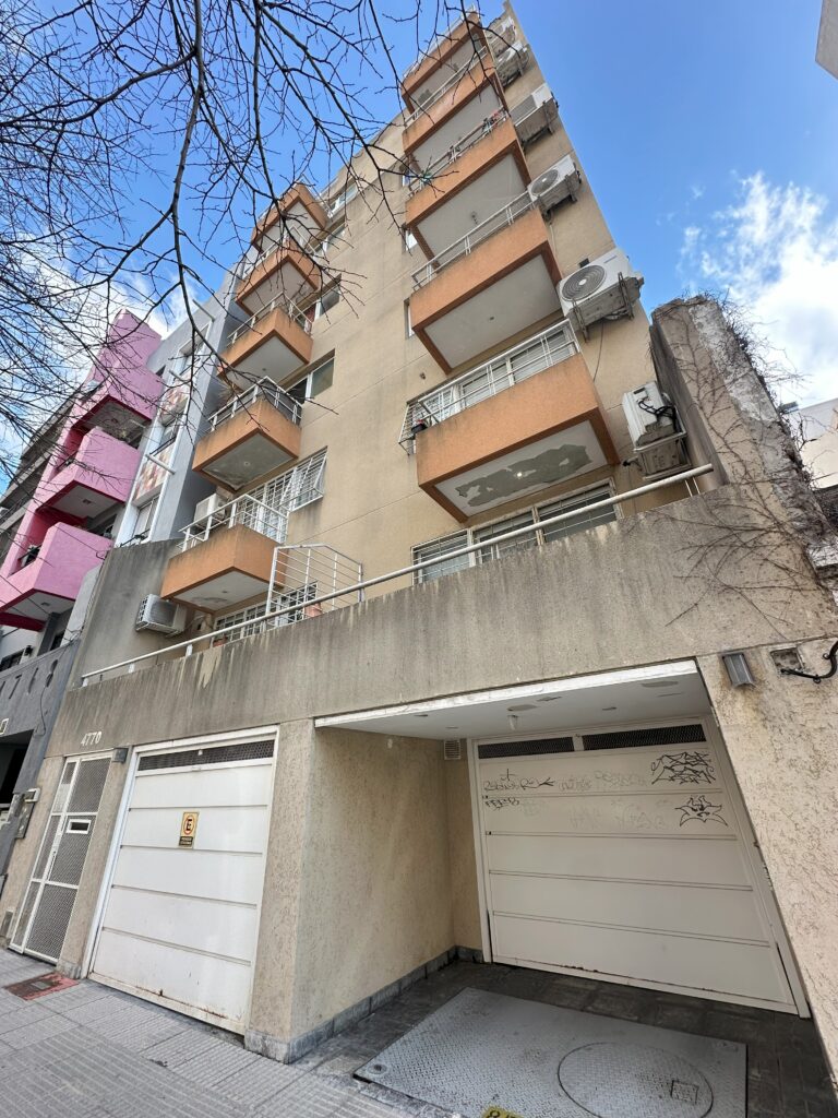 DEPARTAMENTO DE 2 AMBIENTES CON BALCON